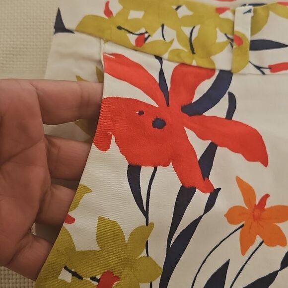 Floral Print Pants - Picture 6 of 16